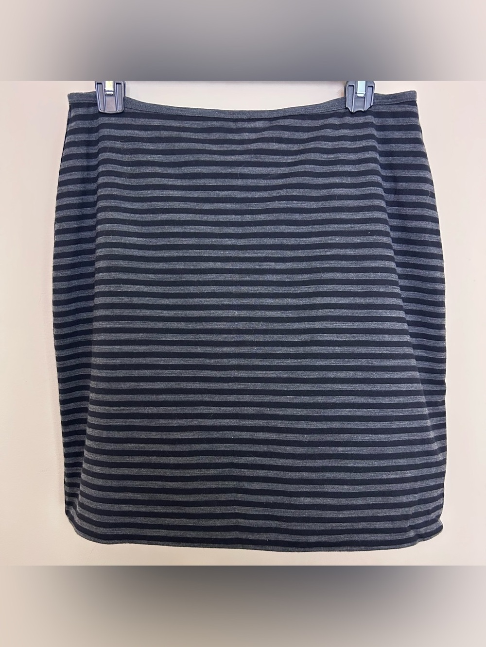 Icebreaker Skirt large gray striped reversible merino wool